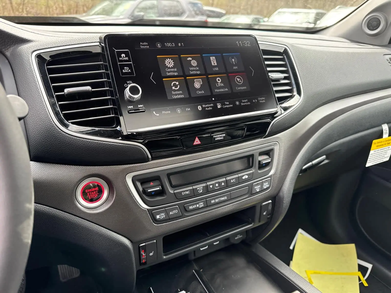 2025 Honda Ridgeline RTL photo 27