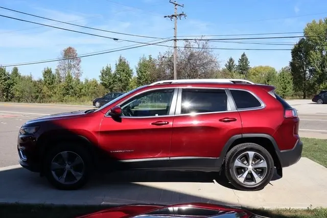 2019 Jeep Cherokee Limited photo 29