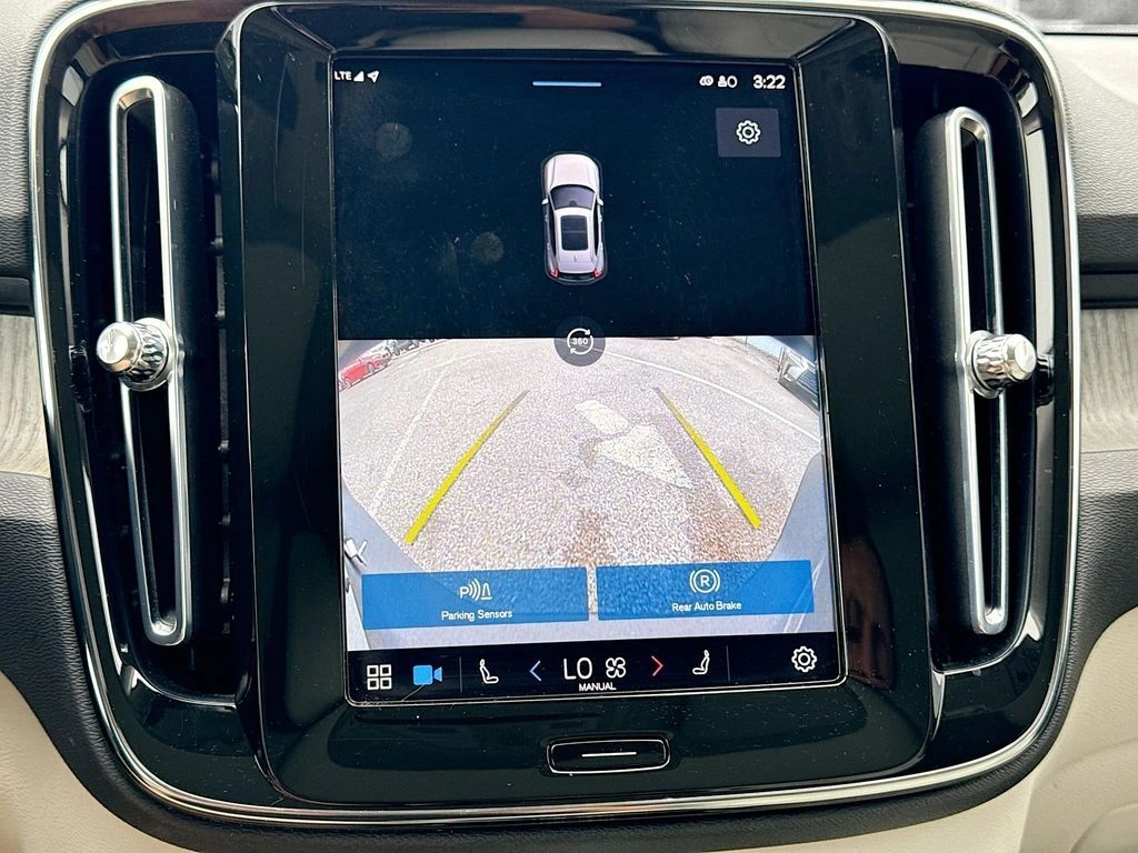 2023 Volvo XC40 Plus - Photo 33