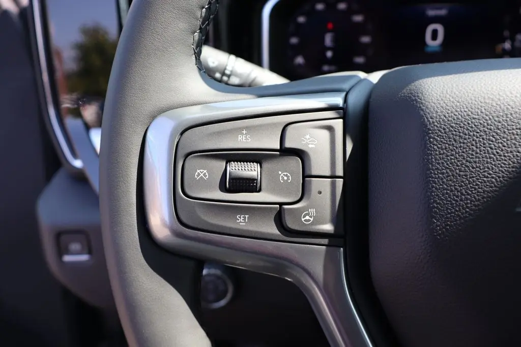 2026 Chevrolet Silverado 3500HD LT photo 17