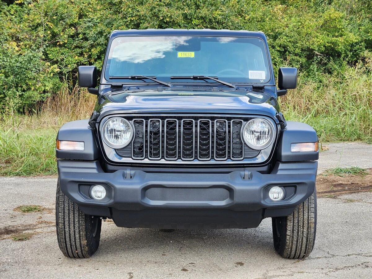 2025 Jeep Wrangler 4-Door Sport S - Photo 13