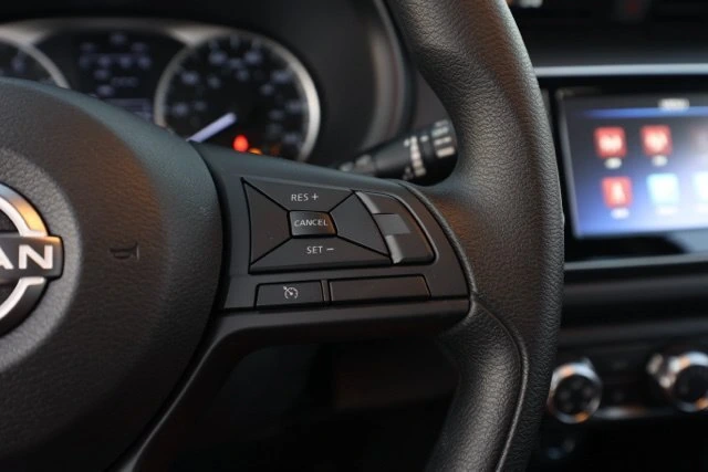 2025 Nissan KICKS PLAY Base - Photo 27