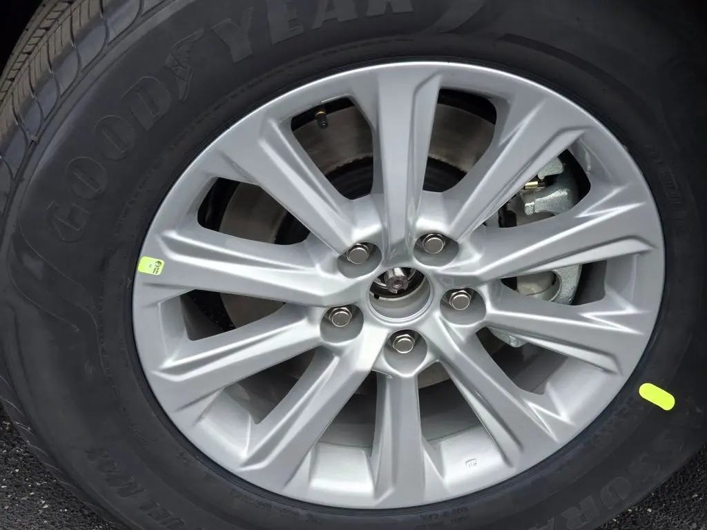 2025 Toyota Grand Highlander XLE photo 8