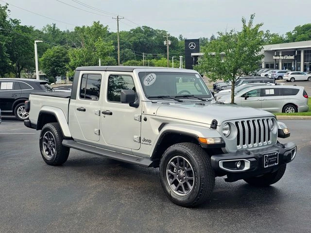 2022 Jeep Gladiator Overland's photo
