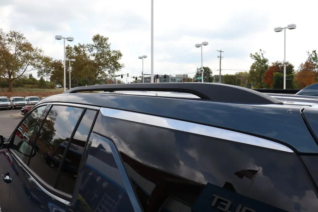 2026 Chevrolet Traverse 2LT photo 24