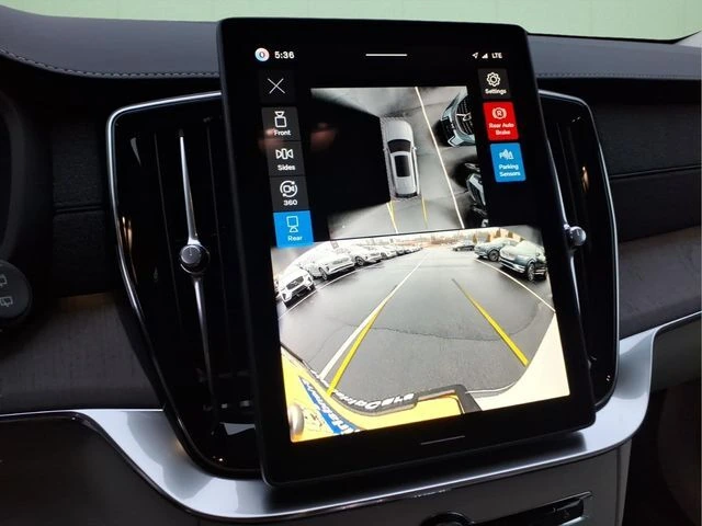 2026 Volvo - image 21