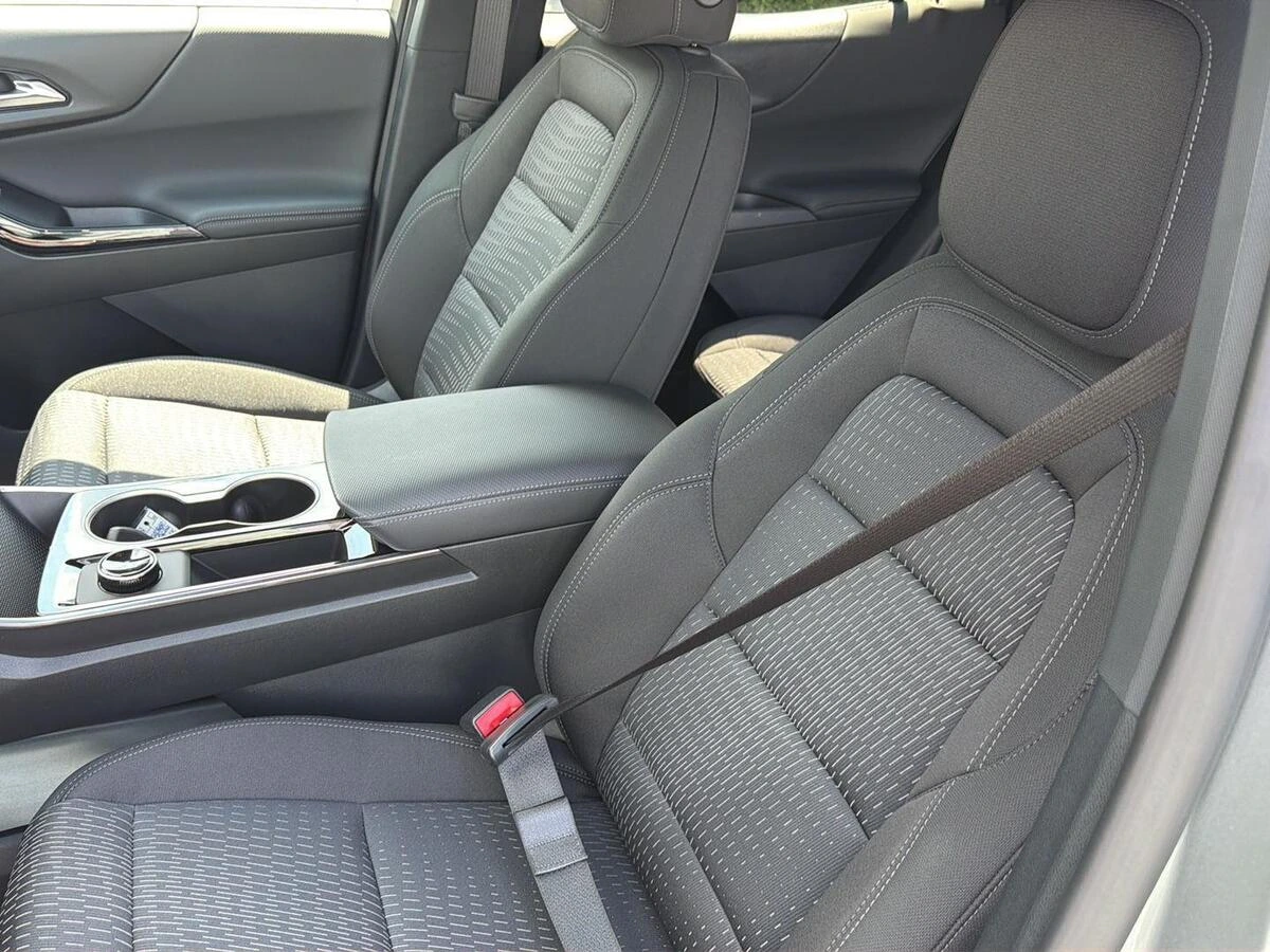 2026 Chevrolet Equinox LT - Photo 29