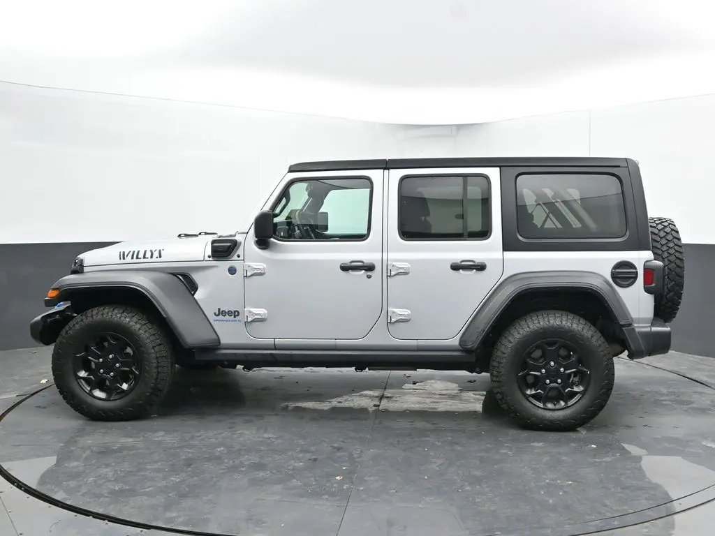 2023 Jeep Wrangler Base 4xe photo 4