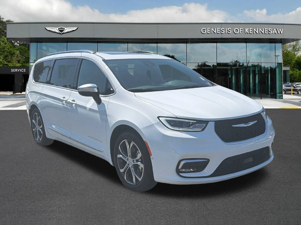2026 Chrysler Pacifica