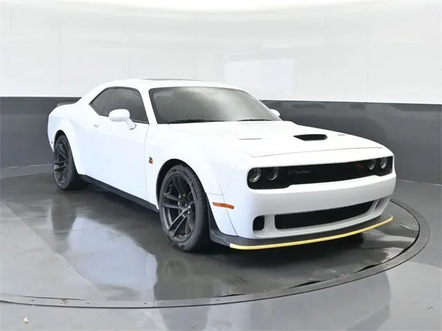 2023 Dodge Challenger R/T's photo