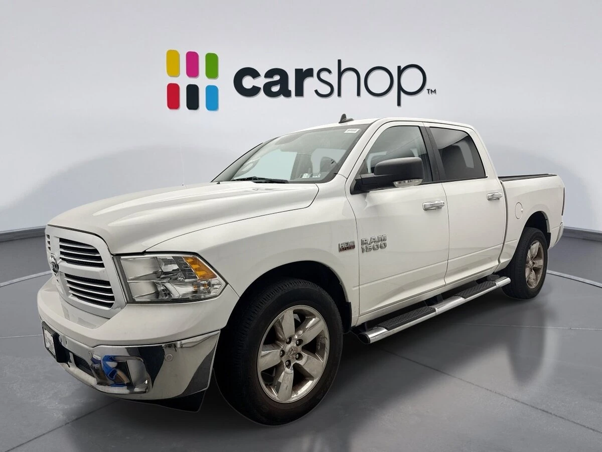 2016 RAM 1500 Big Horn 4x4 Crew Cab 5'7's photo