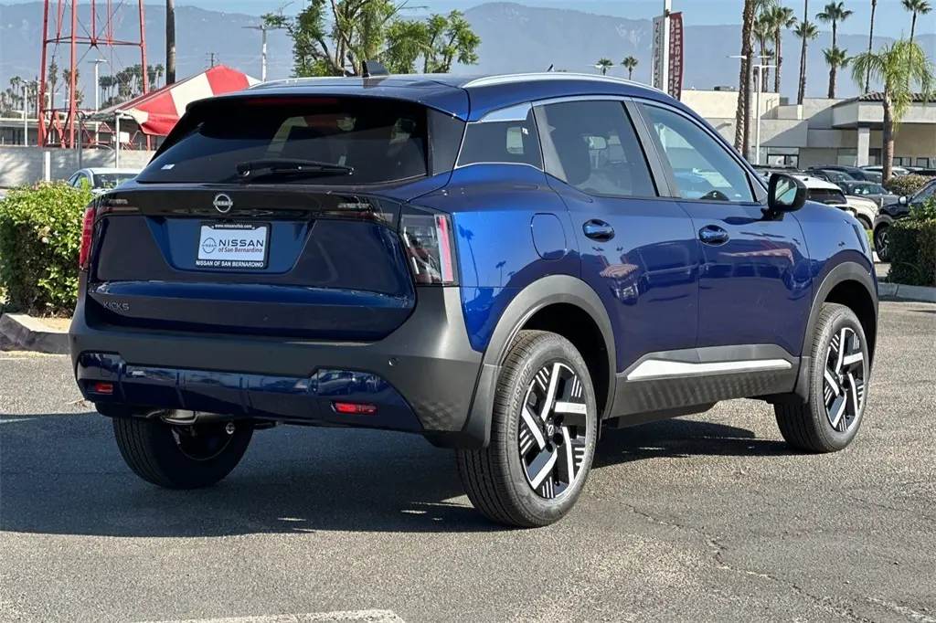 2026 Nissan Kicks SV photo 3