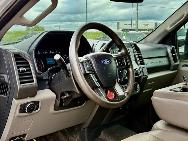 2020 Ford F-250 photo 16