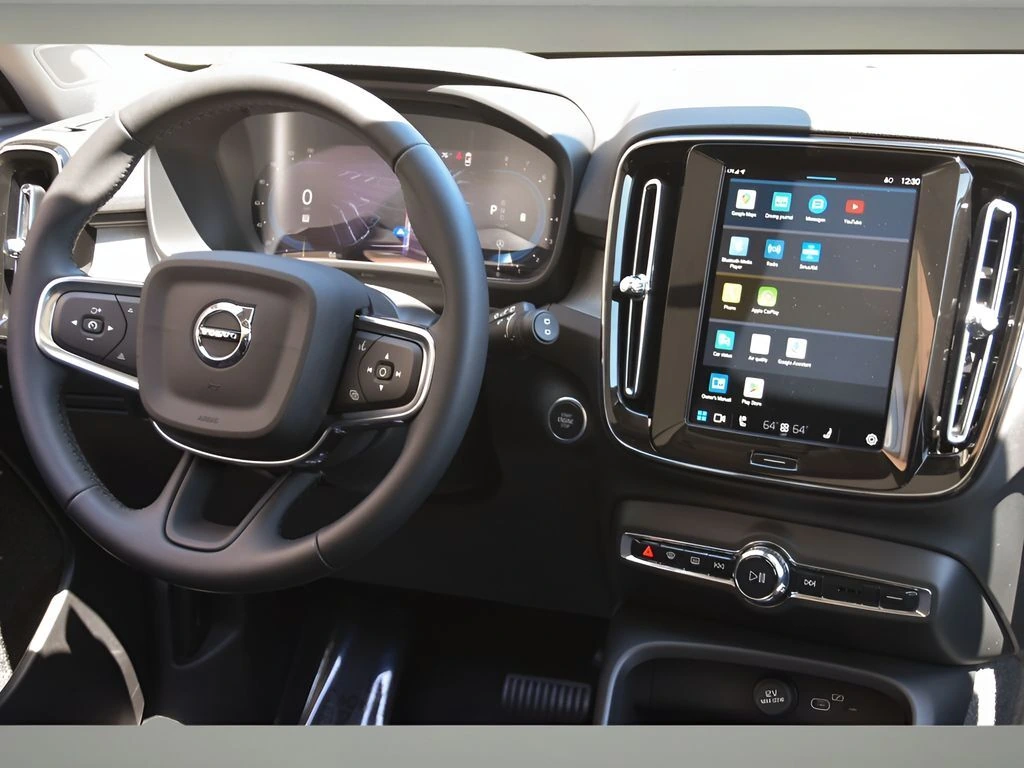 2025 Volvo - image 14