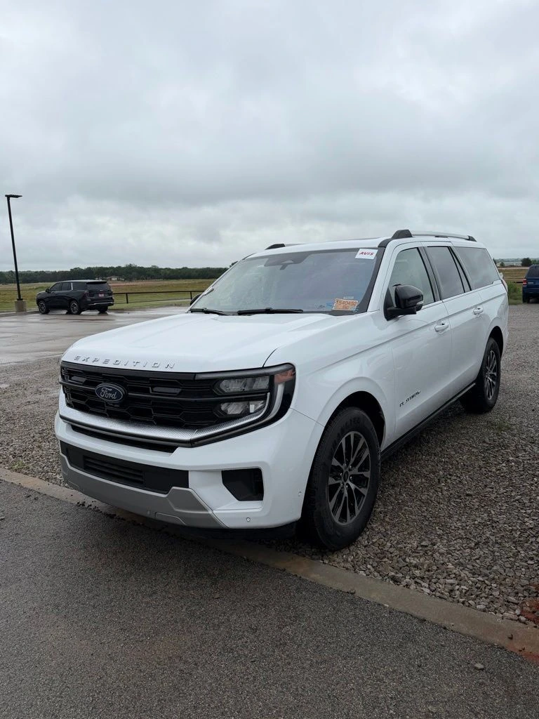 2025 Ford Expedition Platinum MAX 4x4's photo