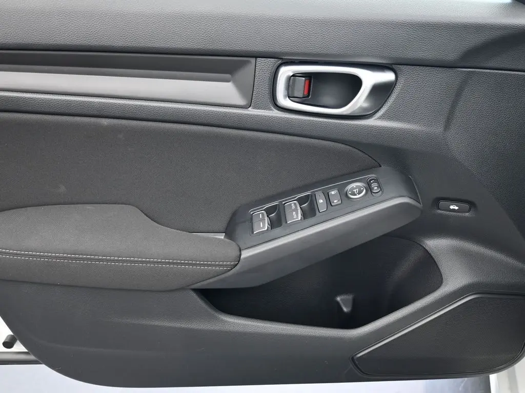 2026 Honda Civic LX photo 10