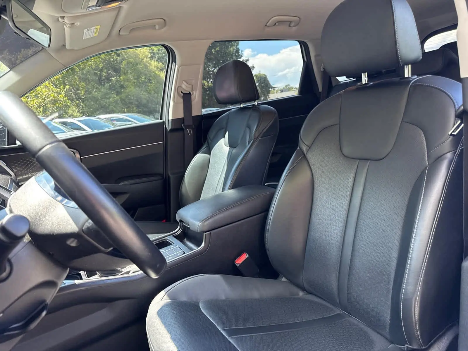 2021 Kia Sorento S photo 12