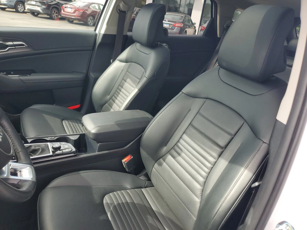 2025 Kia Sportage SX Prestige - Photo 19
