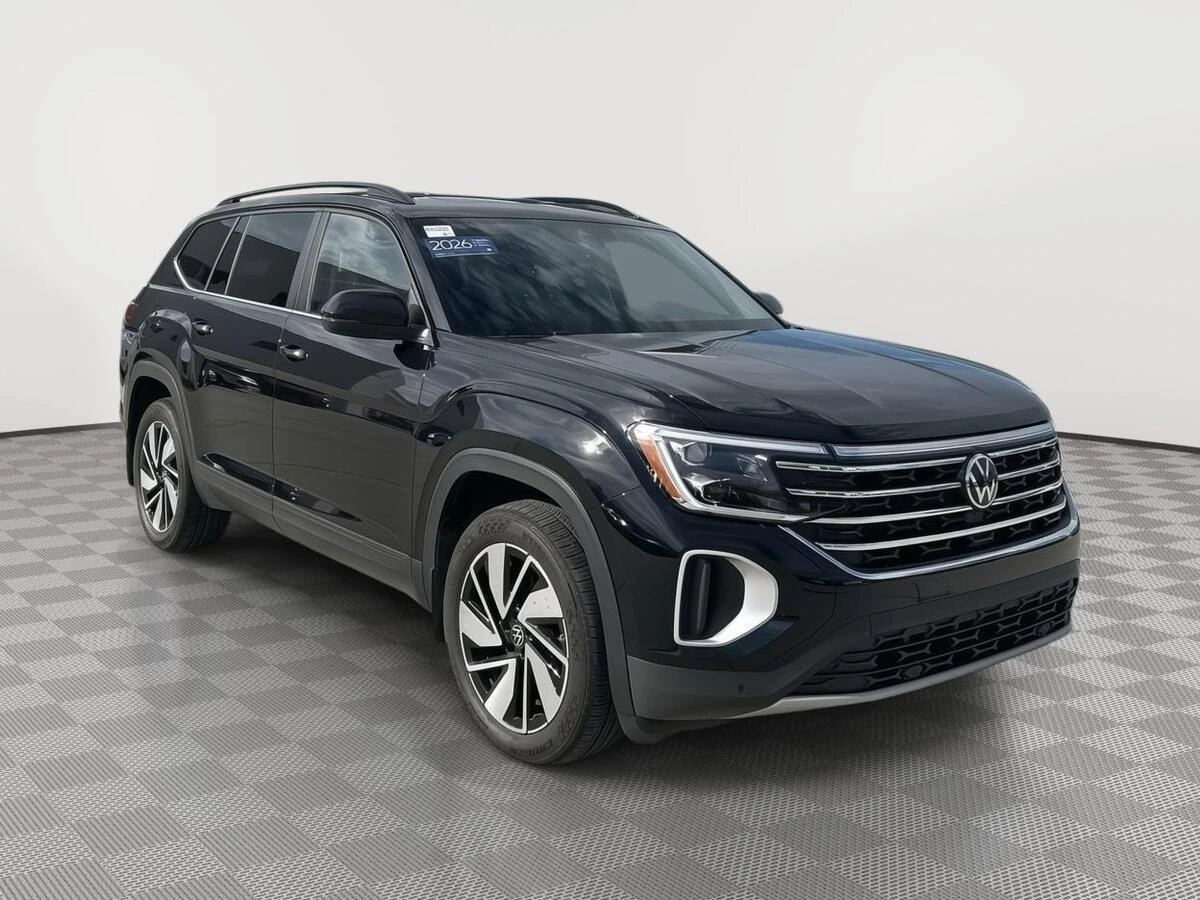 2026 Volkswagen Atlas SE w/Tech