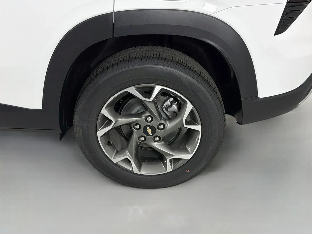 2026 Chevrolet Trax LT - Photo 28