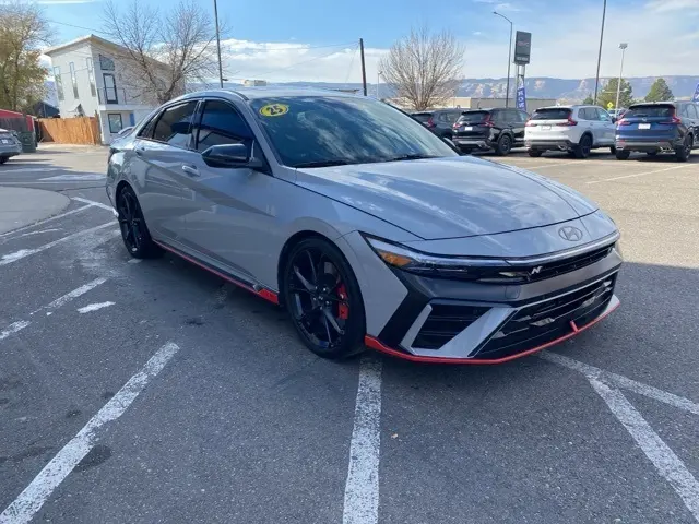 2025 Hyundai Elantra N Base photo 3