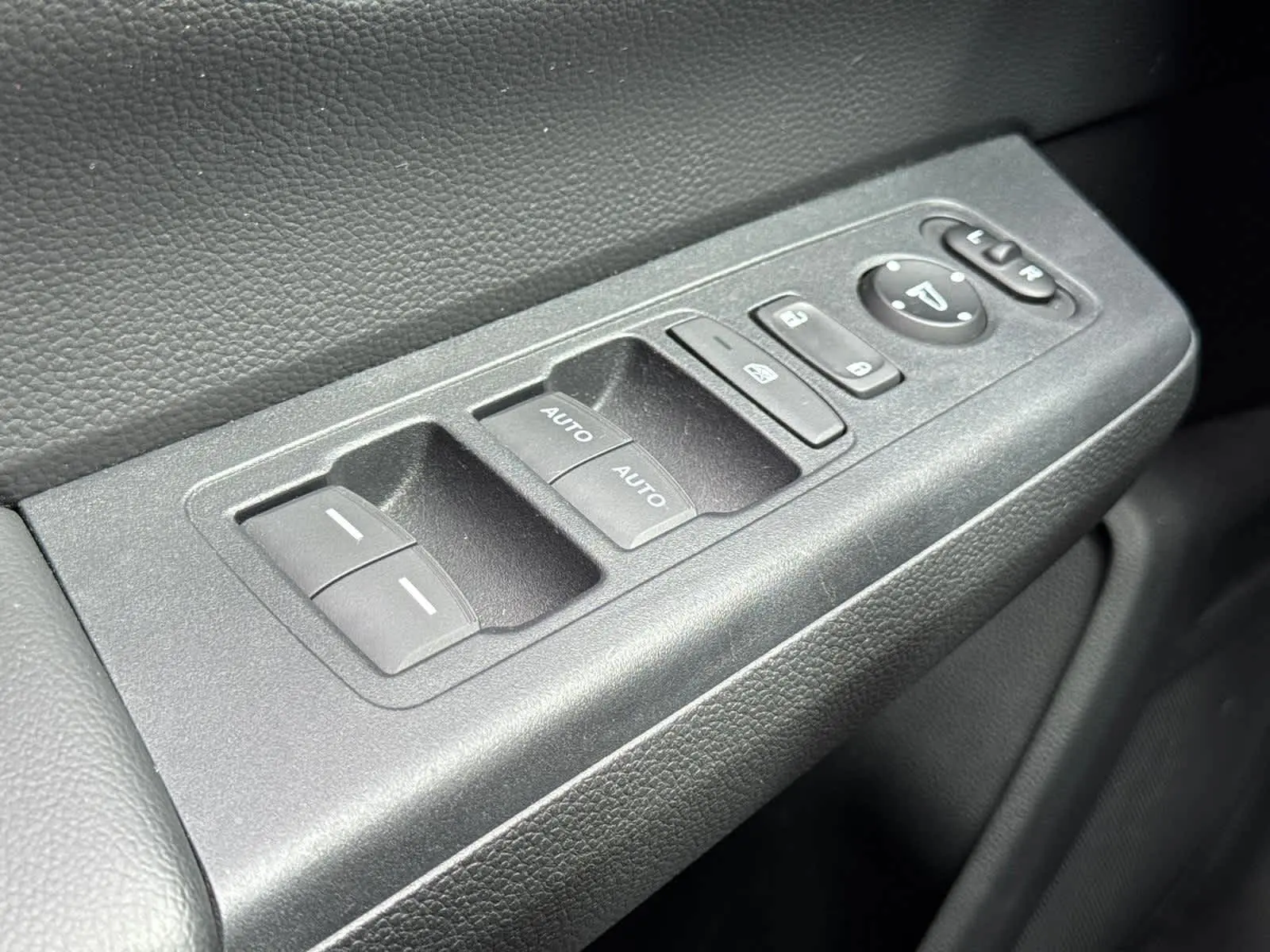 2024 Honda CR-V EX photo 23