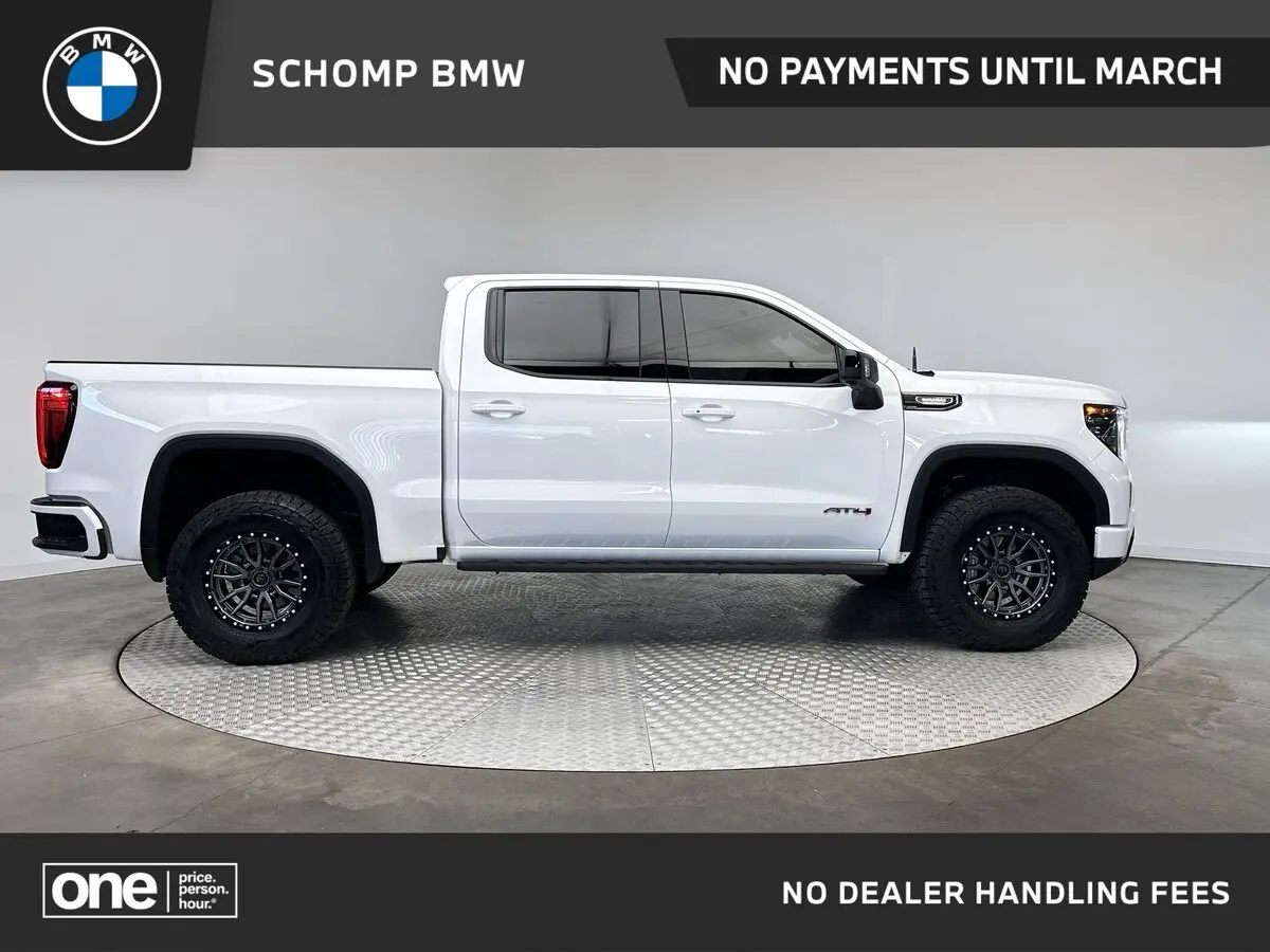 2024 GMC Sierra 1500 AT4's photo