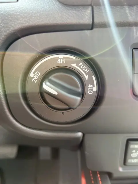 2026 Nissan Frontier PRO-4X photo 15