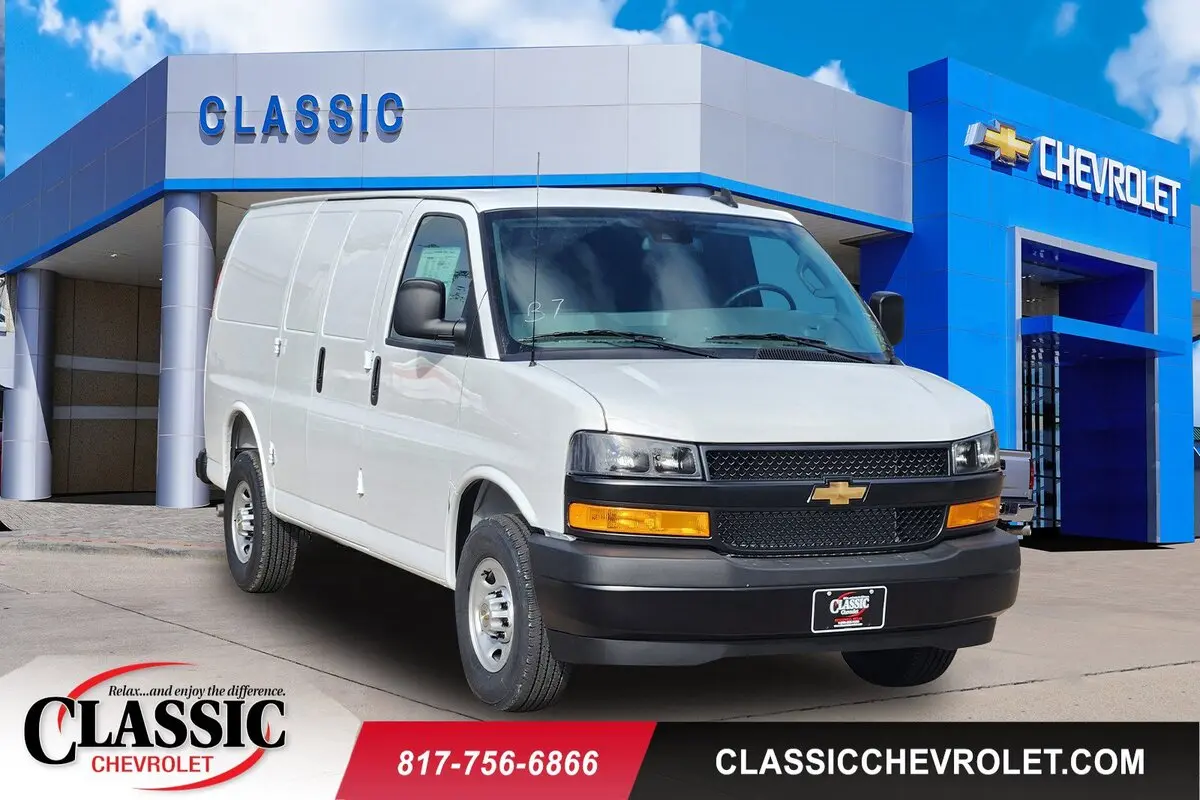 2025 Chevrolet Express Cargo Work Van's photo