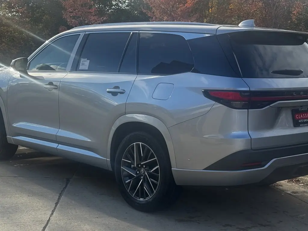 2025 Lexus TX 350 Premium photo 3