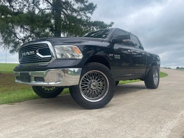 2016 RAM 1500 Big Horn 4x4 Crew Cab 5'7's photo
