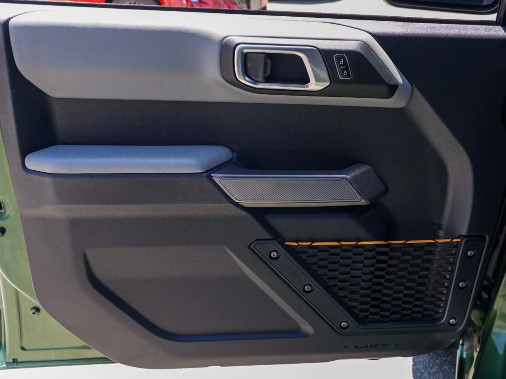 2023 Ford Bronco 4-Door Badlands - Photo 22