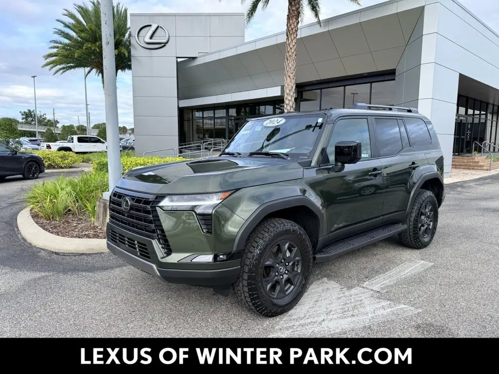 2024 Lexus GX Overtrail's photo