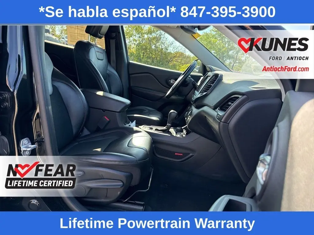 2020 Jeep Cherokee Trailhawk photo 12