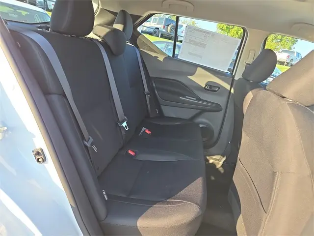 2025 Nissan Kicks Play S photo 13
