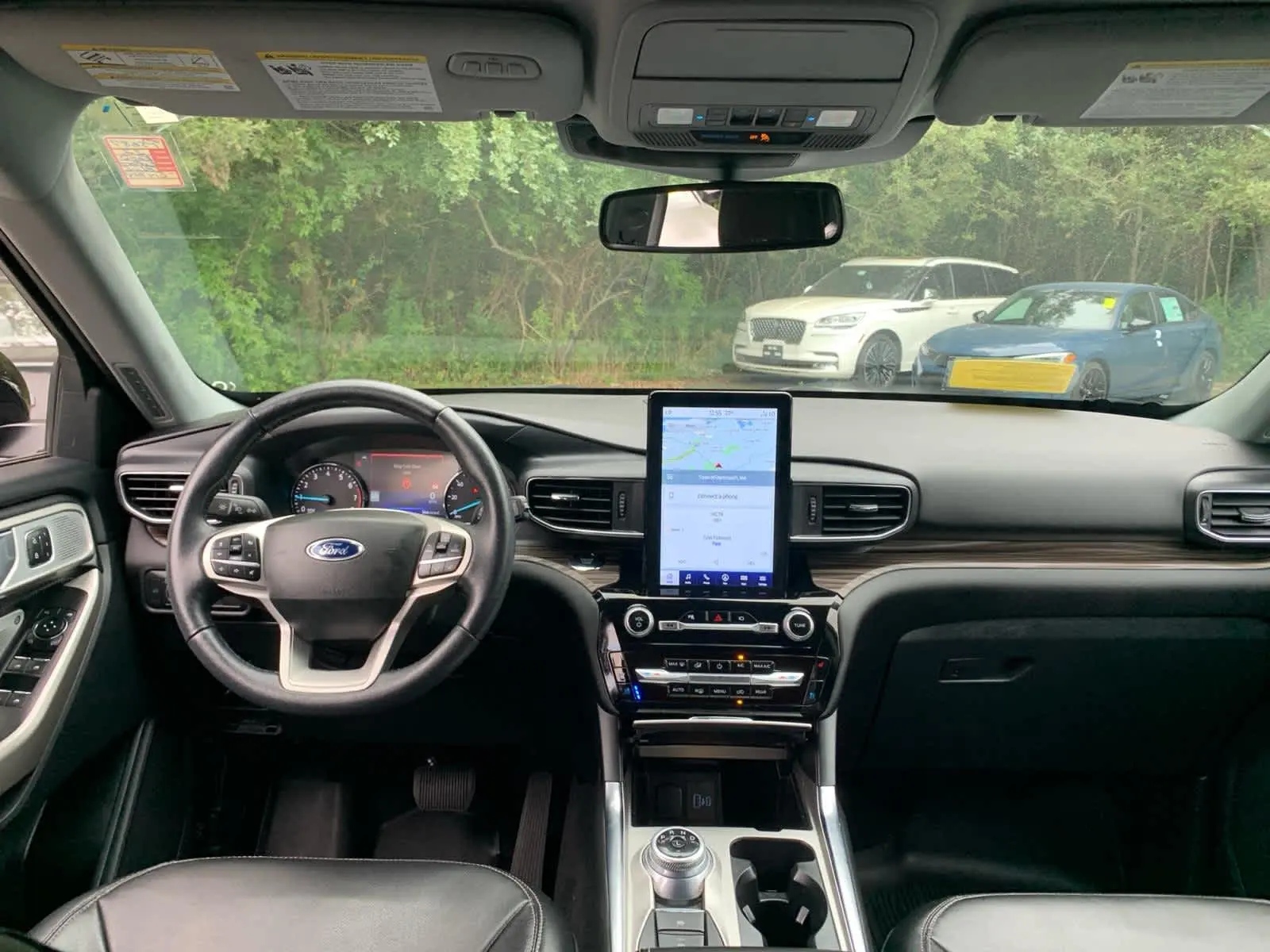 2022 Ford Explorer Limited photo 30