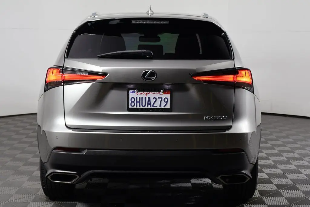 2019 Lexus NX 300 Premium photo 4