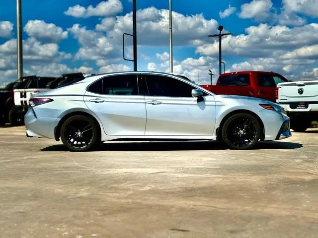 2021 Toyota Camry XSE photo 7