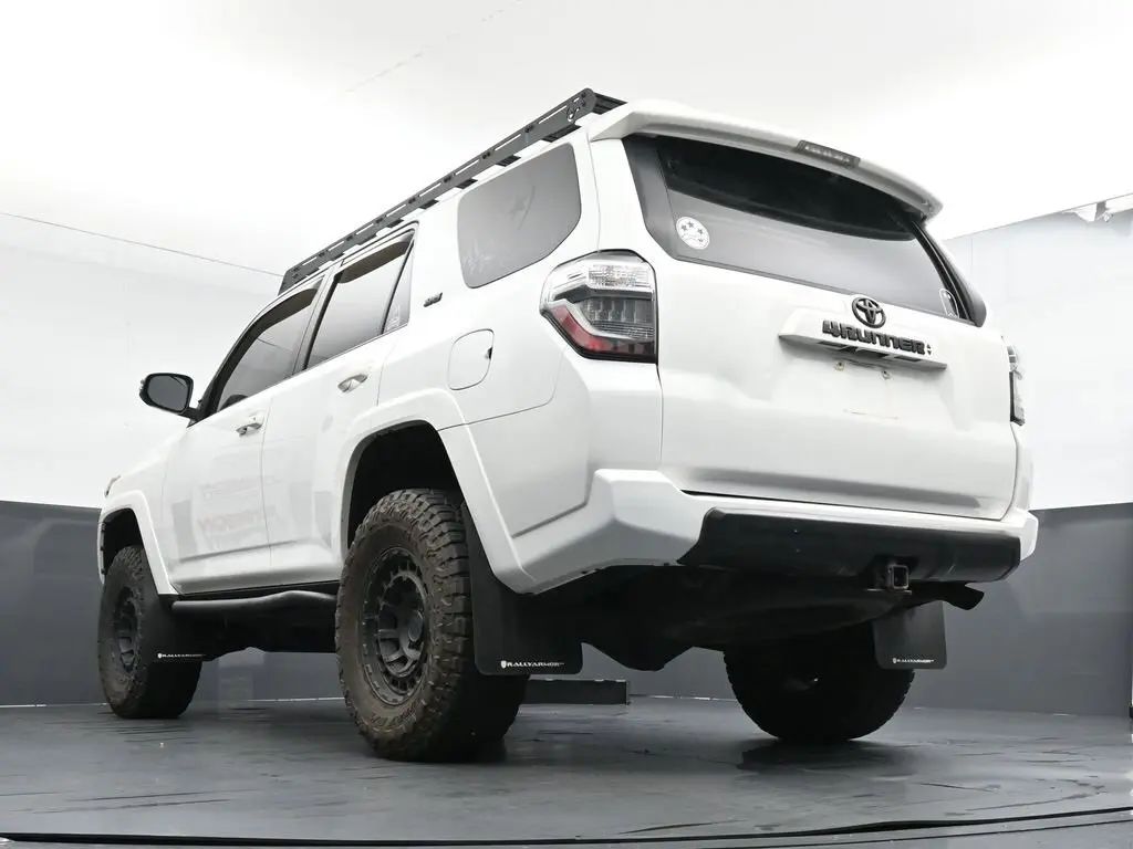 2021 Toyota 4Runner SR5 Premium 4WD photo 21