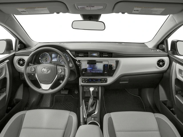 2017 Toyota Corolla LE - Photo 8
