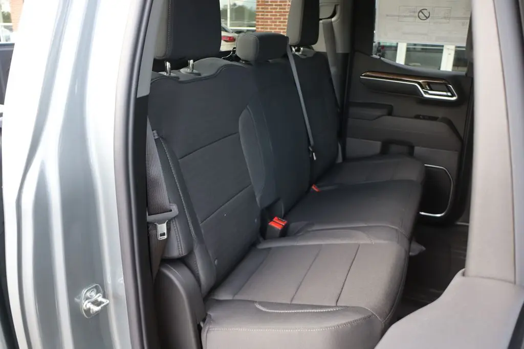 2026 Chevrolet Silverado 1500 RST photo 43