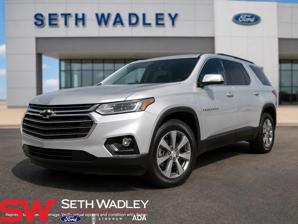 2021 Chevrolet Traverse FWD Premier's photo