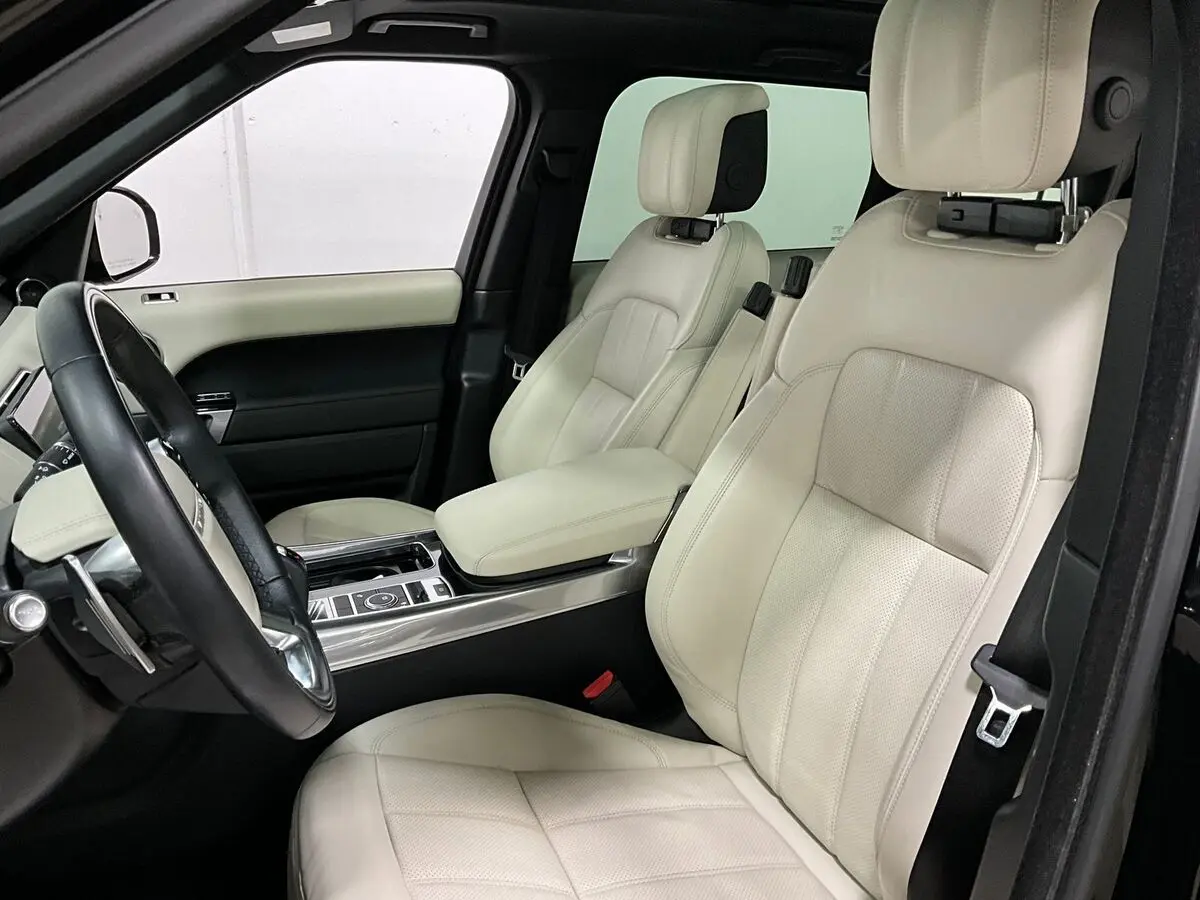 2022 Land Rover Range Rover Sport HSE Silver Edition photo 3