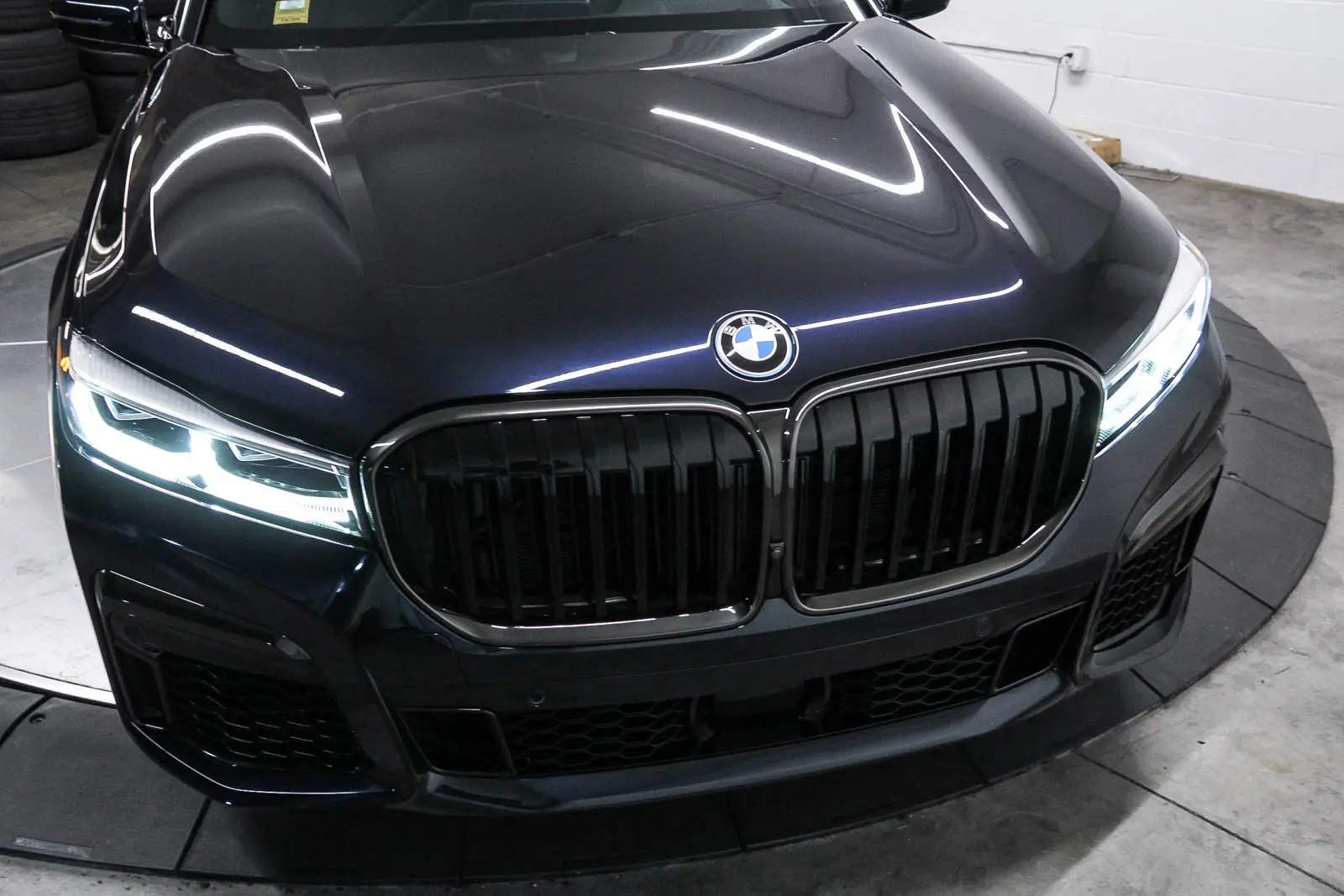 2022 Bmw 745Le photo 11