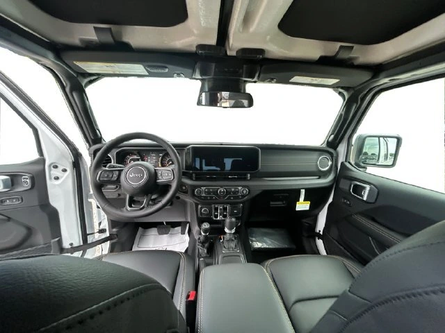 2026 Jeep Gladiator Sahara - Photo 22