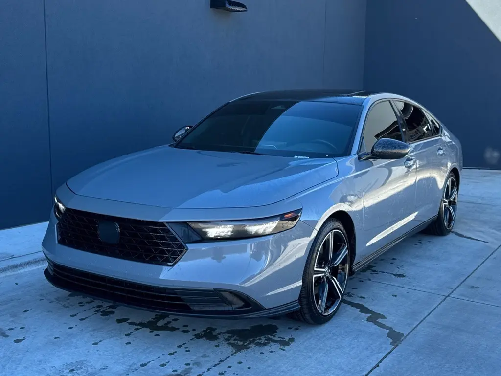 2023 Honda Accord Hybrid Sport's photo