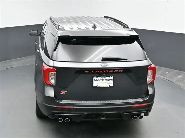 2020 Ford Explorer ST photo 24
