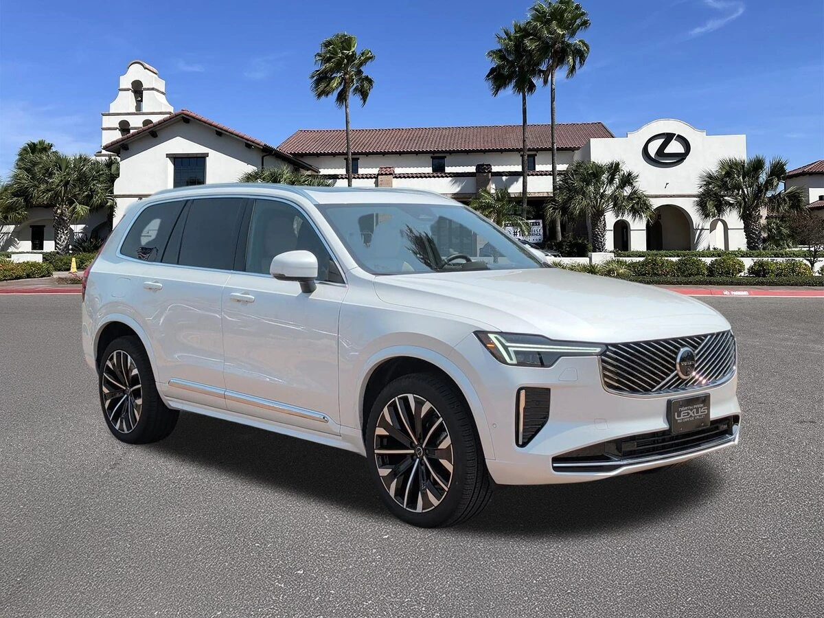 2026 Volvo XC90 B6 Ultra Bright 7-Seater 4WD's photo