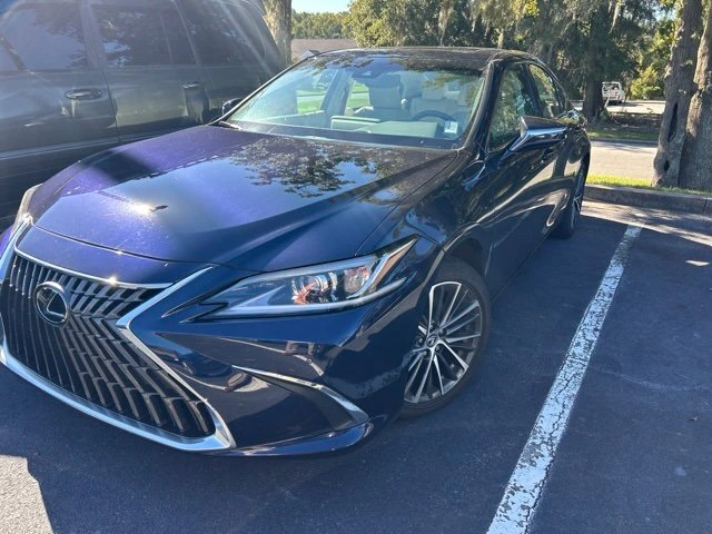 2025 Lexus ES