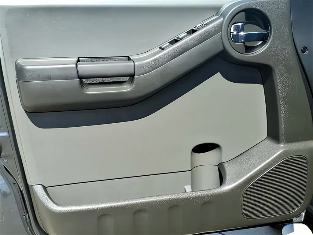 2012 Nissan Xterra X photo 15